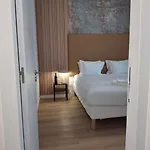 Brand New Anjos Apartmán *