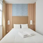Brand New Anjos Apartmán