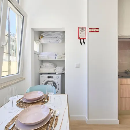 Brand New Anjos Лісабон