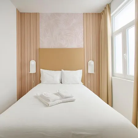 Апартаменти Brand New Anjos *