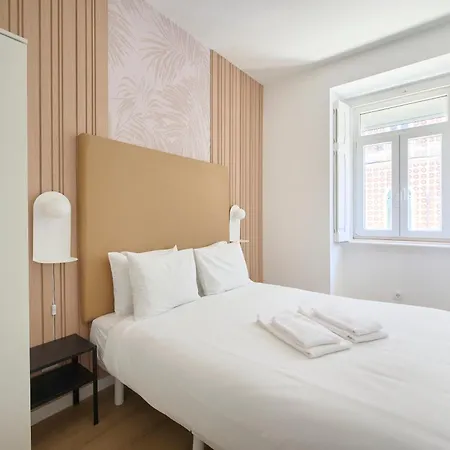 Brand New Anjos Apartman